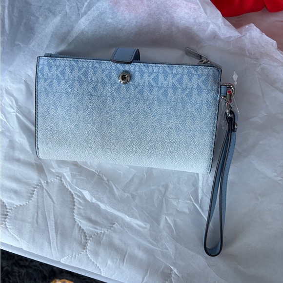 MICHAEL Michael Kors Blue and White Wristlet - Picture 3 of 4